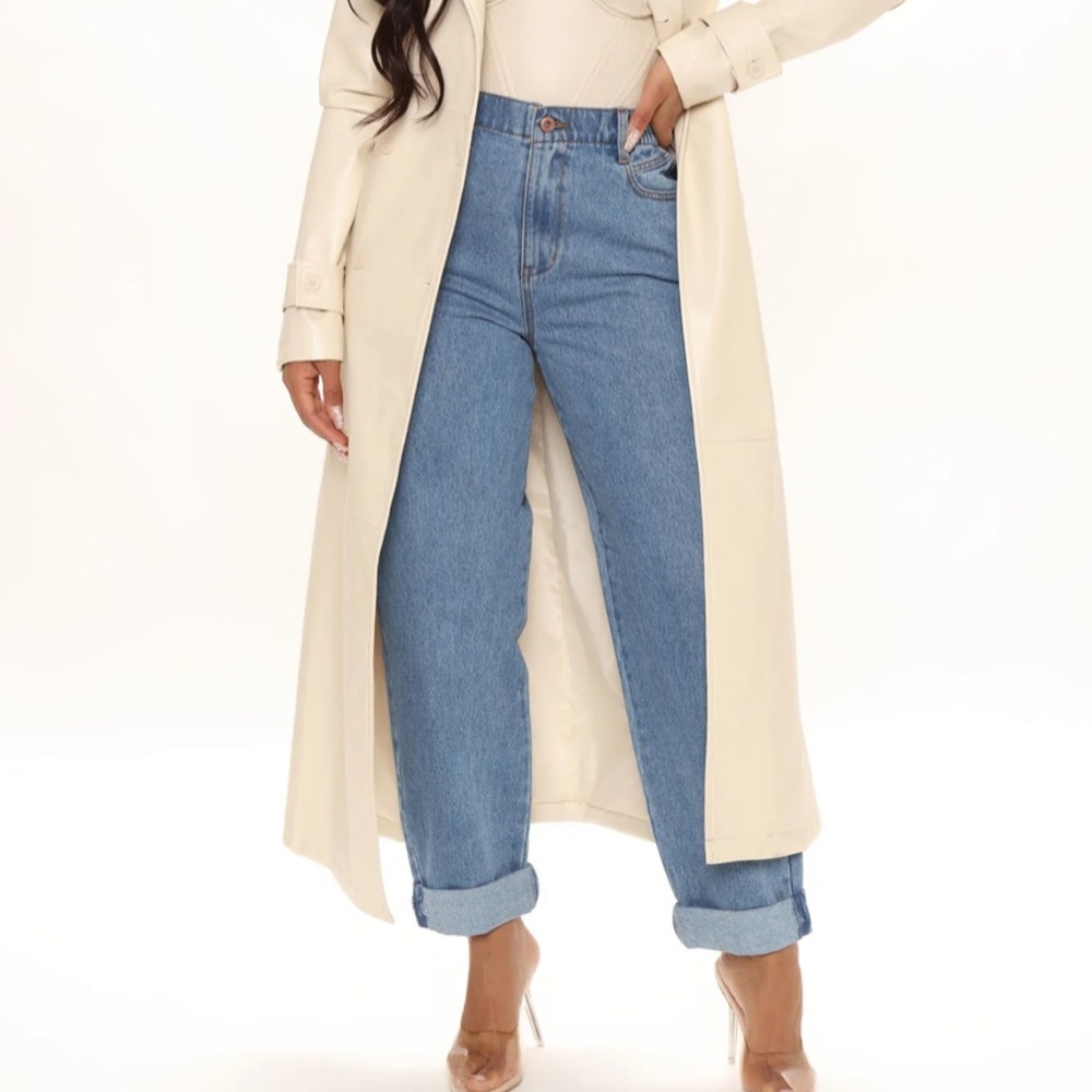 Fashion Nova Mom Jean